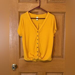 Aventura Women’s Tie Knot Button Down Short Sleeve Shirt Size Medium